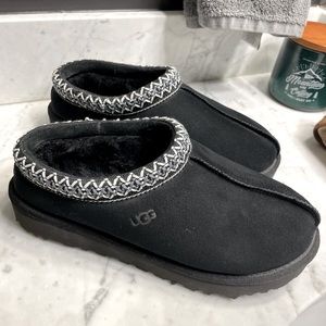 Ugg slippers
